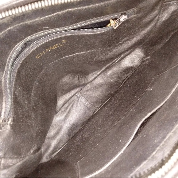 CHANEL CC LAMBSKIN CAMERA BAG - Picture 10 of 13